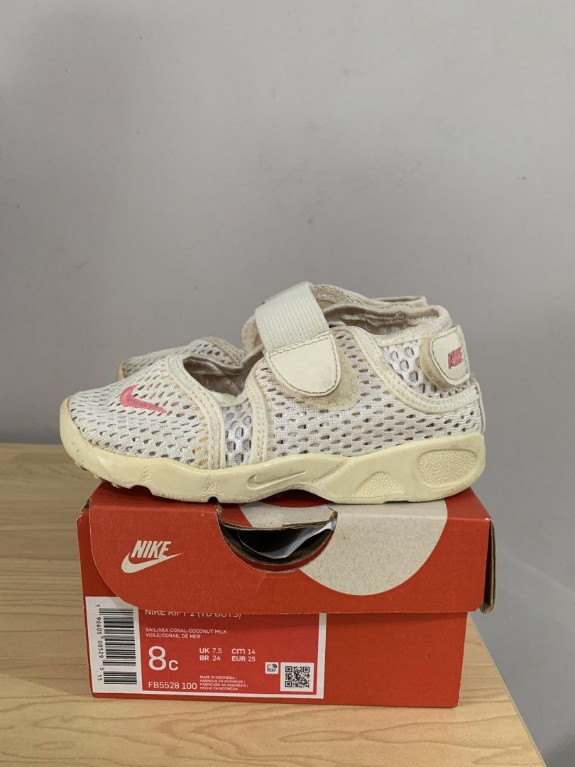 Nike Air Rift 2 Toddlers (Category: Babies & Kids Fashion) located in Manila. Submitted by love-luna (Listing ID 1458587107, Image 3). Description: - 💯 guaranteed authentic Nike Air Rift 2 sandals; bought from Nike store - Size: 8C 14CM - Color: Sail/Sea Coral-Coconut Milk - No flaws - Includes: Original box - RFS: outgrown .