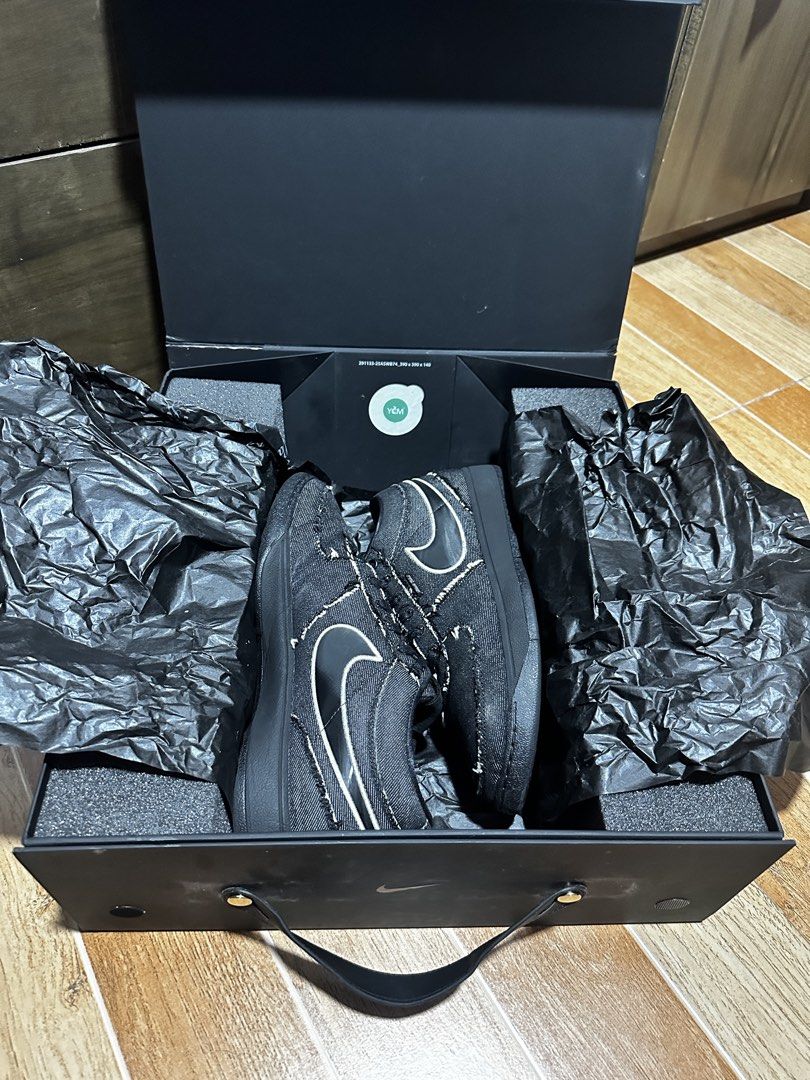 Nike Book 1 LX ‘Black Label (Category: Sneakers) located in Manila. Submitted by lamelosoles_ (Listing ID 1458672881, Image 3). Description: Nike Book 1 LX ‘Black Label For Sale • For Trade With OG Box 9/10 Condition (Used 6x) Size 11 Honest Issues: Signs of Usage Pics Posted ₱9999❗️(₱10895 srp and way below market) Near QC Congressional/Visayas Ave/FisherMall Location (Meetups) Lalamove and GCash (Shipping) @lamelosoles_ is not affiliated with o
