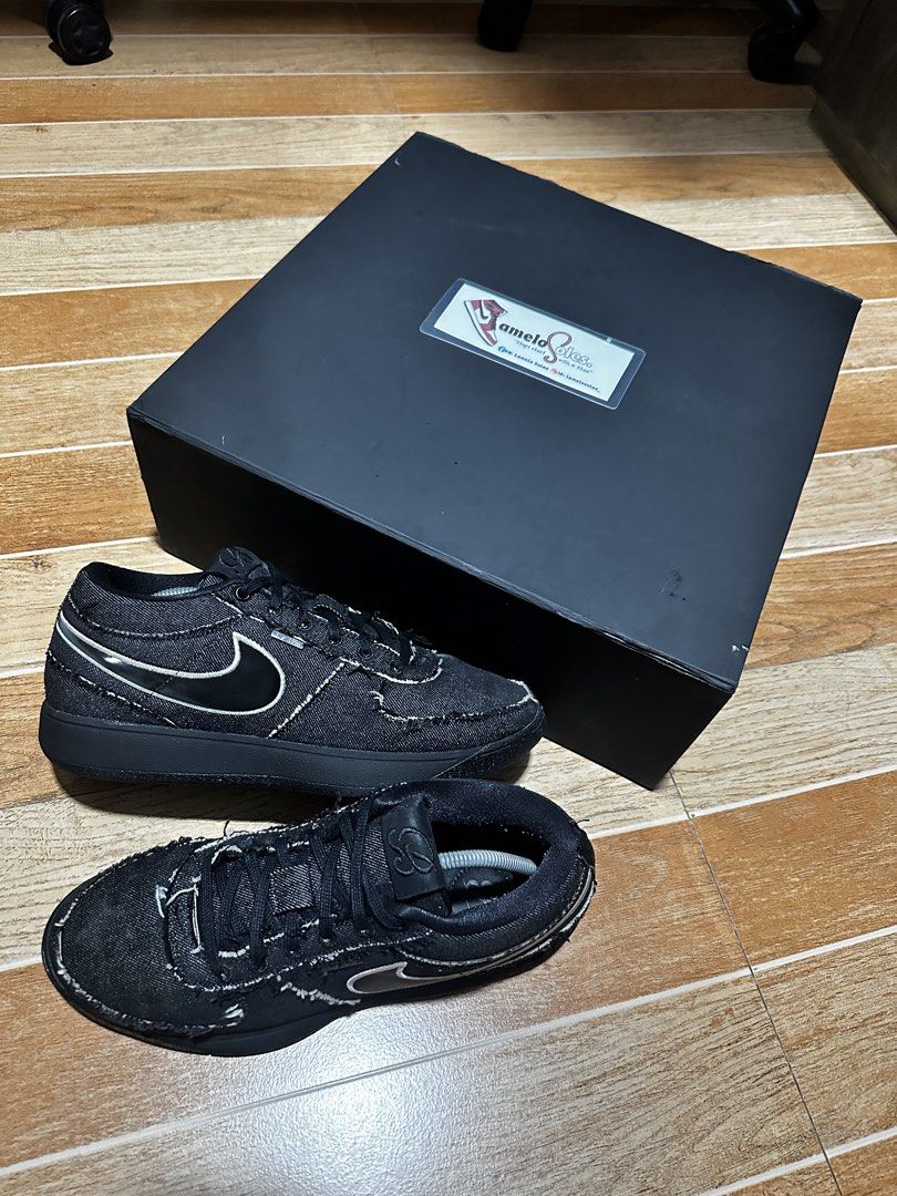 Nike Book 1 LX ‘Black Label (Category: Sneakers) located in Manila. Submitted by lamelosoles_ (Listing ID 1458672881, Image 1). Description: Nike Book 1 LX ‘Black Label For Sale • For Trade With OG Box 9/10 Condition (Used 6x) Size 11 Honest Issues: Signs of Usage Pics Posted ₱9999❗️(₱10895 srp and way below market) Near QC Congressional/Visayas Ave/FisherMall Location (Meetups) Lalamove and GCash (Shipping) @lamelosoles_ is not affiliated with o