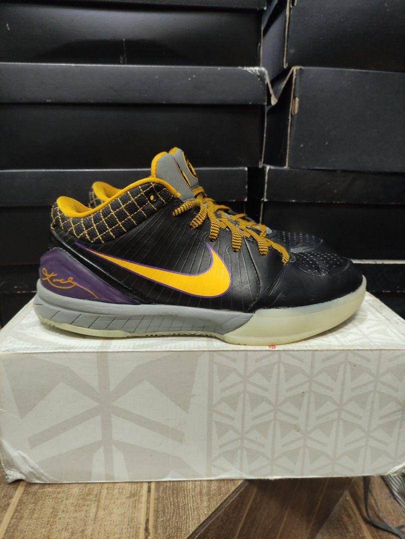 Nike Kobe 4 Protro Carpe Diem (Category: Sneakers) located in Cebu City. Submitted by RONHEATS (Listing ID 1458664945, Image 1). Description: size 9 legit/Original guaranteed ✅ very good condition used replacement box .