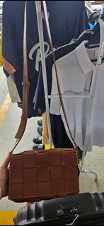 (Category: ) located in . Submitted by thriftby_aa (Listing ID 1458615464, Image 1). Description: .