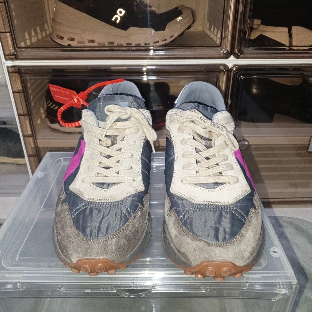 Off-White "ARROW LEATHER-TRIMMED SUEDE" (Category: Sneakers) located in Cavite. Submitted by galingsadamitan (Listing ID 1458585385, Image 3). Description: authentic used just pm me for more photos issue heel drag.