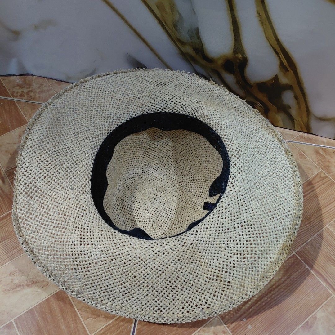 OLIVIA LAUREN Japan Hat (Category: Hats & Beanies) located in Manila. Submitted by pandinity (Listing ID 1458618977, Image 3). Description: matibay from Japan.