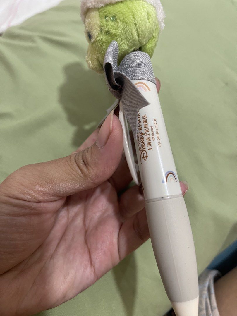 Olumel plush bobblehead pen disney duffy Bundle (Category: Plushies & Soft Toys) located in Cabiao. Submitted by imeon13 (Listing ID 1458680836, Image 3). Description: working both pen.