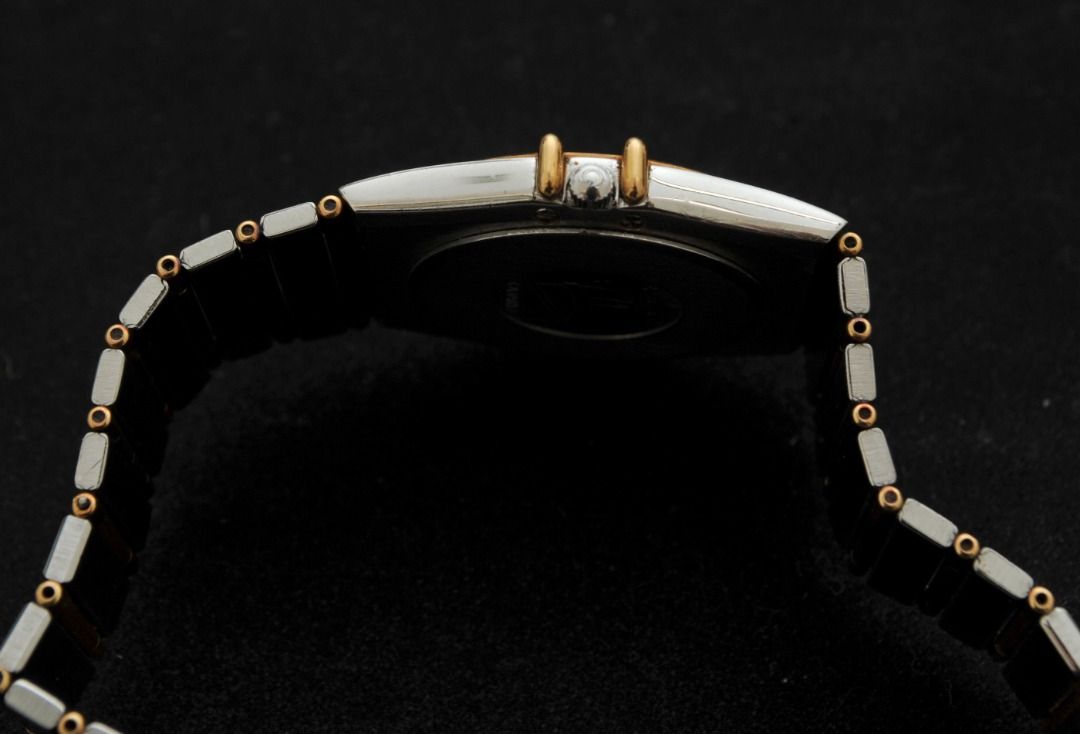 Omega Constellation (Category: Luxury Watches) located in Manila. Submitted by theonlinewarehouse (Listing ID 1409961665, Image 3). Description: Rare variant 34mm - Quartz Omega Constellation 1448.5 / 431 Full bar link 18k. Will include spare links See to appreciate .