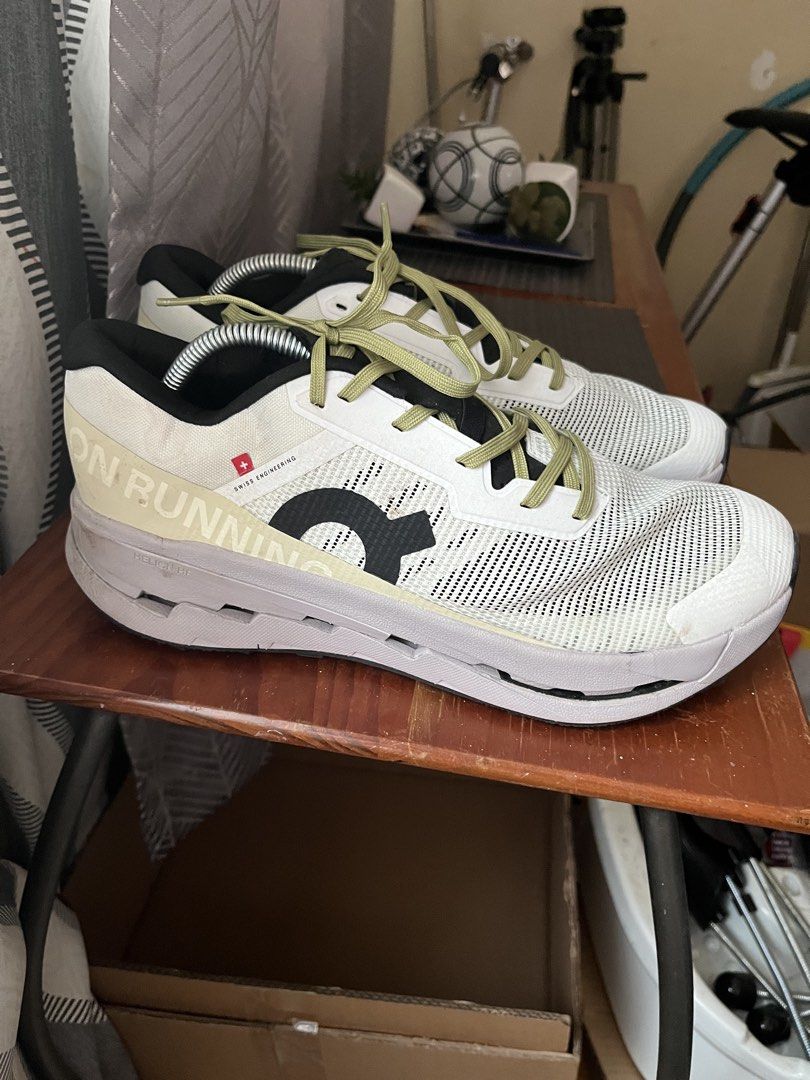 On Cloudrunner (Category: Sneakers) located in Las Pinas. Submitted by deepsouthe (Listing ID 1458598484, Image 1). Description: On Cloudrunner M10,9.5uk, 44eur, 28cm Bnw no box Php2,950 plus sf Las Pinas area.