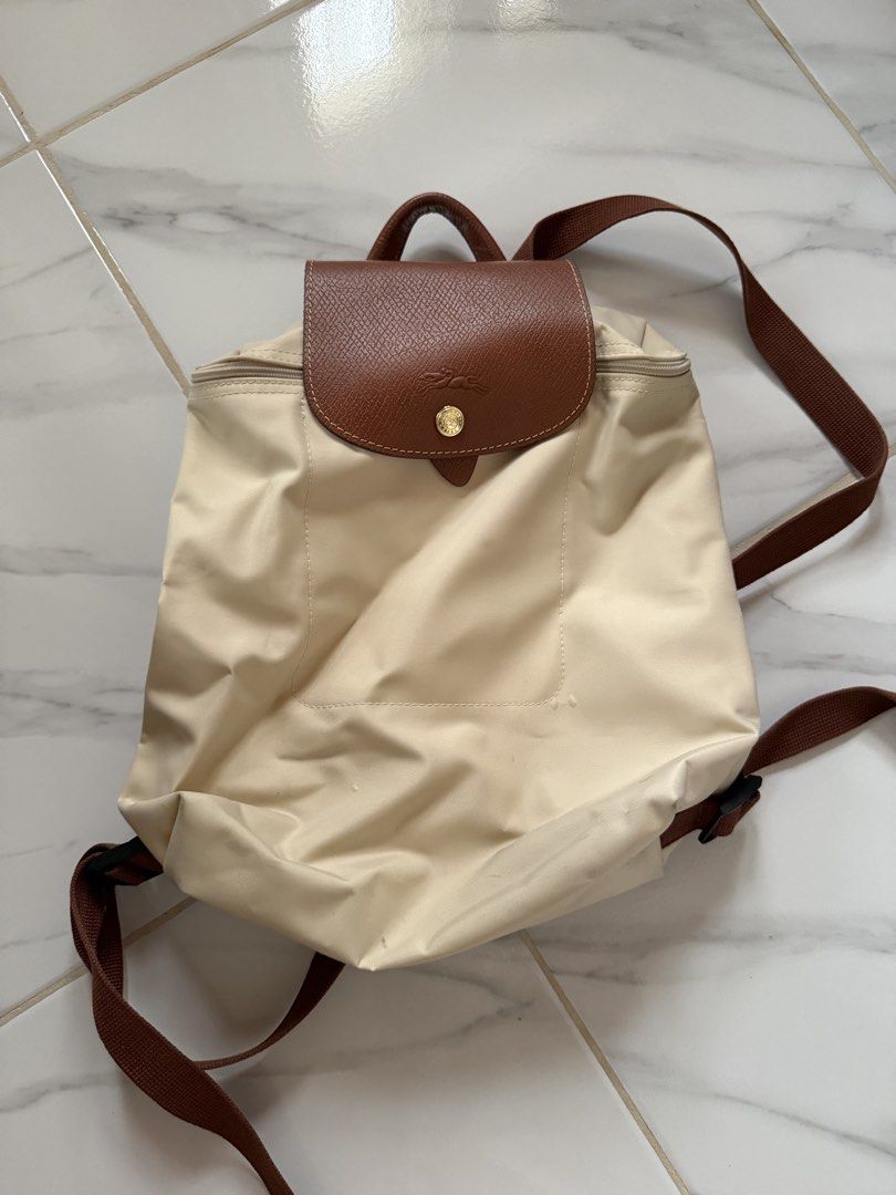 ORIGINAL LONGCHAMP BACKPACK (Category: Luxury Bags & Wallets) located in Binan City. Submitted by nihaoscloset (Listing ID 1458524092, Image 2). Description: ♡Longchamp backpack ♡Used for a few times lang ♡No flaws ♡RFS: need more space in my closet and no longer needed! 🔒FIRST TO PAY, FIRST TO GET 📩DM me for more infos!.