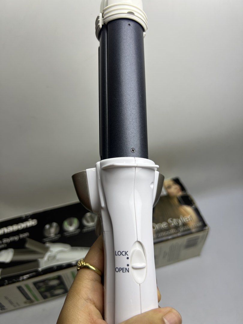 Panasonic Ion Styling Iron Two-in-One Styler EH1575 (Category: Hair) located in Baguio. Submitted by chiechie1234 (Listing ID 1458584190, Image 3). Description: - Panasonic Ion Styling Iron EH1575 - 2-in-1 styler for smooth, glossy hair - Features advanced ion technology - Works with 220-240V power supply - Made in Thailand - Comes with original box.