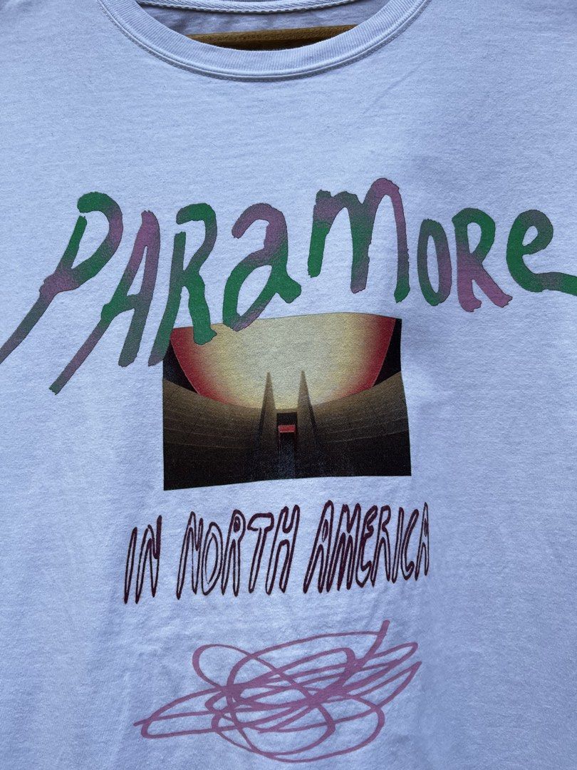 Paramore official tour shirt (Category: Tshirts & Polo Shirts ) located in Cavite. Submitted by thriftniowen (Listing ID 1458685183, Image 3). Description: Paramore official tour merch Size: Large Chest: 21.5 Length: 31 Condition: great Flaws: stain not visible.