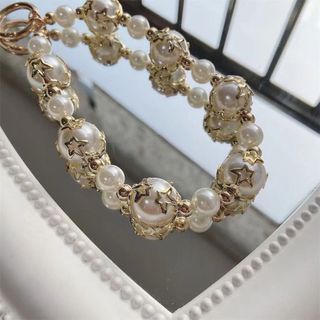(Category: ) located in . Submitted by glassgal (Listing ID 1458608318, Image 1). Description: .