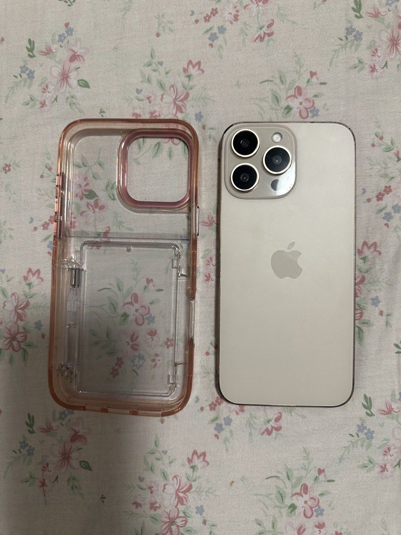 Pink clear card holder iPhone 16 Pro Max Phone Case (Category: Cases & Sleeves) located in Caloocan City. Submitted by .manel. (Listing ID 1458537857, Image 3). Description: lesser than THE original price. NO HAGGLING / ASKING FOR LOWER PRICE. MURA NAPO YAN. BRAND NEW/ USED IT FOR RECORDING PURPOSES.