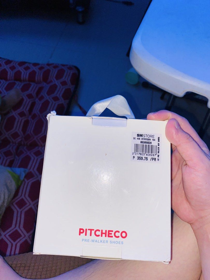 Pitcheco Pre-Walker Shoes Size 12 (6-9 Months) (Category: Babies & Kids Fashion) located in Manila. Submitted by swiftfish-afc9a7 (Listing ID 1458564414, Image 2). Description: - Pitch & Co pre-walker shoes - Size 12 (fits 6-9 months) - Dark blue color - Easy velcro straps for quick on/off - Comes with original box - Purchased from SM Store once lang nagamit ni baby, super good condition not even a scratch🫶🏻.
