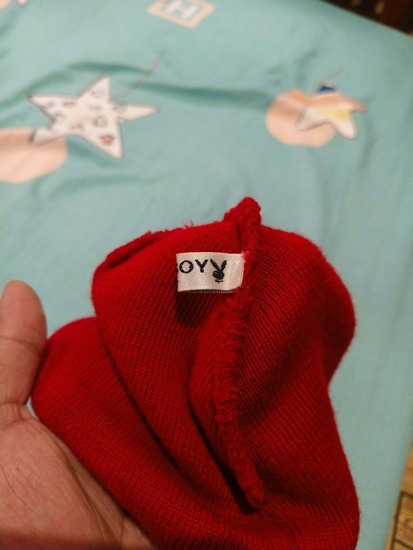 Playboy benie (Category: Activewear) located in Solana. Submitted by rheinespen46624 (Listing ID 1458584416, Image 3). Description: .