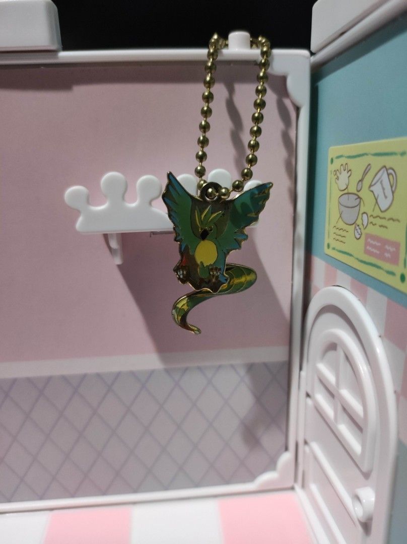 Pokemon Keychain - Articuno (Category: Character Goods) located in Taguig. Submitted by lilrootshop (Listing ID 1458613163, Image 1). Description: ***Crossposted*** Price: 20 First to pay basis. No COD. For item reservation, a down payment of 50% or 100 pesos (whichever is less) is required. Down payment is non-refundable. One month reservation only. Location: Taguig (near BGC) MOP: GCash / GoTyme / CIMB.