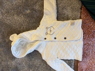 (Category: ) located in . Submitted by lovewarehouseeeee (Listing ID 1458685652, Image 1). Description: .