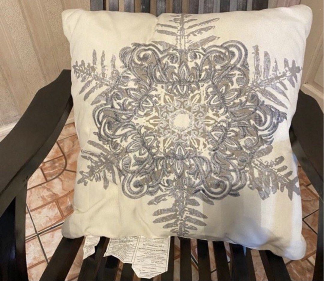 Pottery Barn Sofa Couch pillows (Category: Cushions & Throws) located in Quezon City. Submitted by sellinsomestuff (Listing ID 1458677632, Image 2). Description: Pottery Barn Pillow Square White with Silver snowflake design No issues. No yellowing. Intact shape. 1 pillow needs a little cleaning near the tag Yours for only 2k for the pair For pickup QC- Timog area. Or lalamove co buyer Thank you.