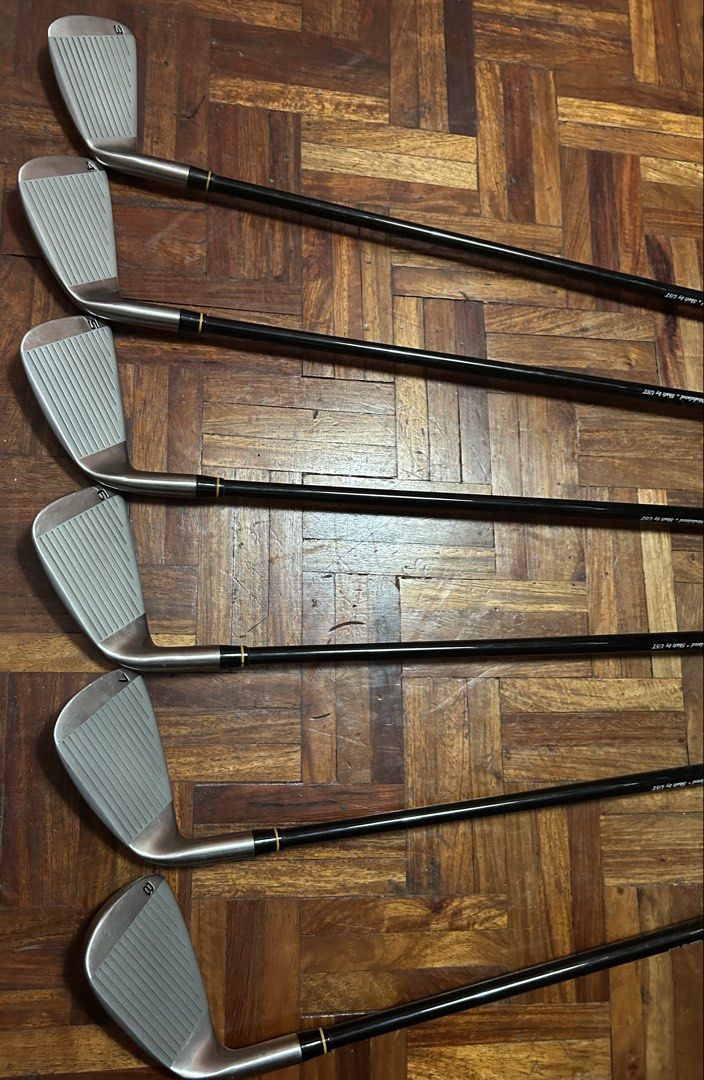 PowerBilt TPS Oversize Graphite Iron Set Golf Clubs (Category: Golf) located in Caloocan City. Submitted by dillydadi67 (Listing ID 1458632231, Image 3). Description: - Set includes PowerBilt TPS Oversize irons: 3-iron through 8-iron. - Features regular flex graphite shafts for optimal swing speed. - Equipped with original PowerBilt branded grips. - Negotiable.