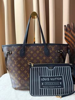 (Category: ) located in . Submitted by bagsandmanymanymore1 (Listing ID 1458562000, Image 1). Description: .