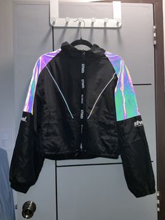 (Category: ) located in . Submitted by shopmrld (Listing ID 1458679881, Image 1). Description: .