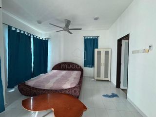 (Category: ) located in . Submitted by wennieho (Listing ID 1444099946, Image 1). Description: .