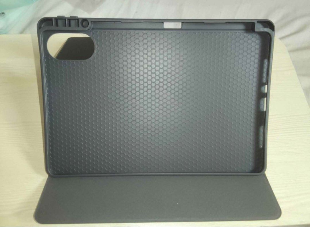 Redmi Pad 2 Tablet Case with Stylus pen Holder (Category: Cases & Sleeves) located in Naga. Submitted by ruiz_jardinel (Listing ID 1458620521, Image 3). Description: Redmi Pad 2 Tablet Case with Stylus pen holder Color: Black Size: 11Inches .