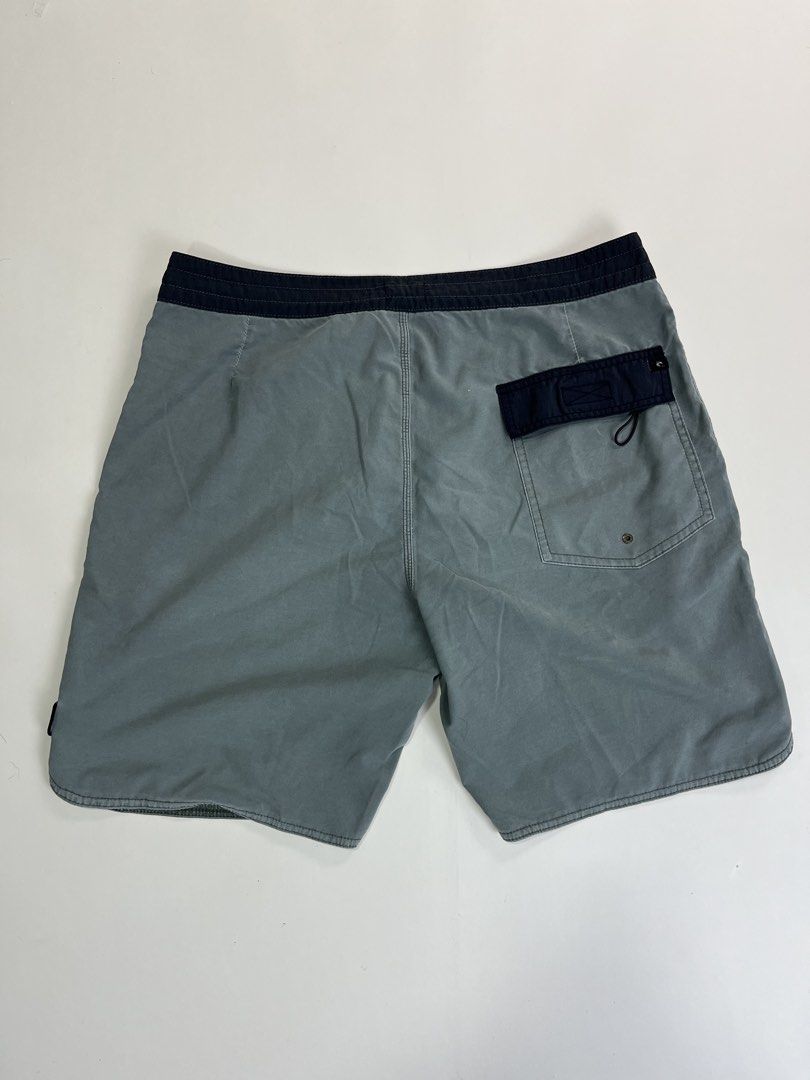 Rip Curl Shorts (Category: Shorts) located in Makati City. Submitted by ufcknwthbst (Listing ID 1458561292, Image 2). Description: 19 inch length 9.5/10 condition No issue.