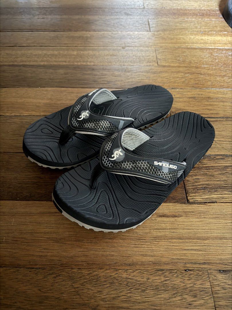 Sandugo Slippers / Flip-Flops Size 8 (Category: Slippers & Slides) located in Mandaluyong City. Submitted by joshlim (Listing ID 1458571374, Image 1). Description: Sandugo Slippers Size 8 Bought this last May 2026 700 SRP RFS: Bought Crocs Mandaluyong Loc.