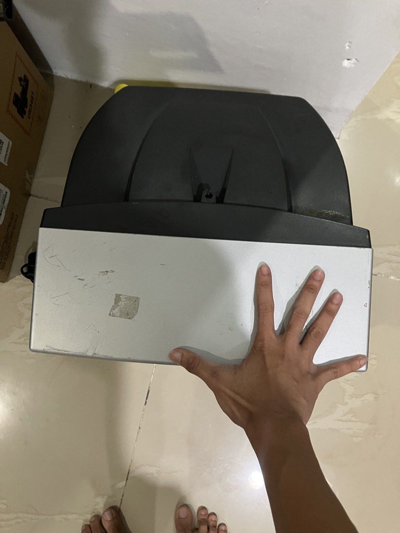Sharp 14" CRT Television TV 14V-L75M (Category: TV) located in Pasig City. Submitted by findshyt (Listing ID 1458626034, Image 2). Description: - Sharp 14-inch CRT Television - Model: 14V-L75M - Compact size, ideal for retro gaming, coffee shop booth or secondary display - Tested and confirmed working - 220 volts - Power cord ₱4,000 only pick up or lalamove dm for more info.