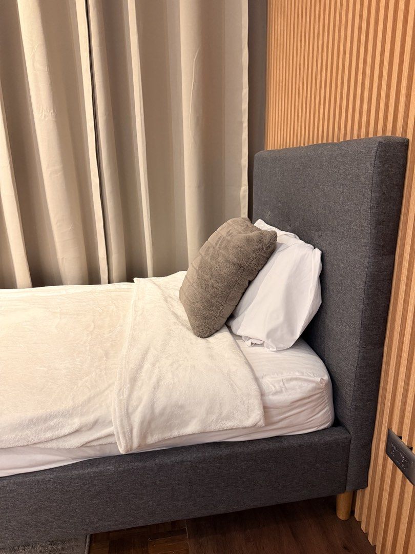 Single Bed Frame w/ Mattress (Category: Bed Frames & Mattresses) located in Manila. Submitted by prelovedbyjana (Listing ID 1458668291, Image 3). Description: Single bed No issues brand new condition .
