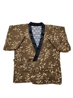 (Category: ) located in . Submitted by uniqlo.under.rm80 (Listing ID 1458507250, Image 1). Description: .
