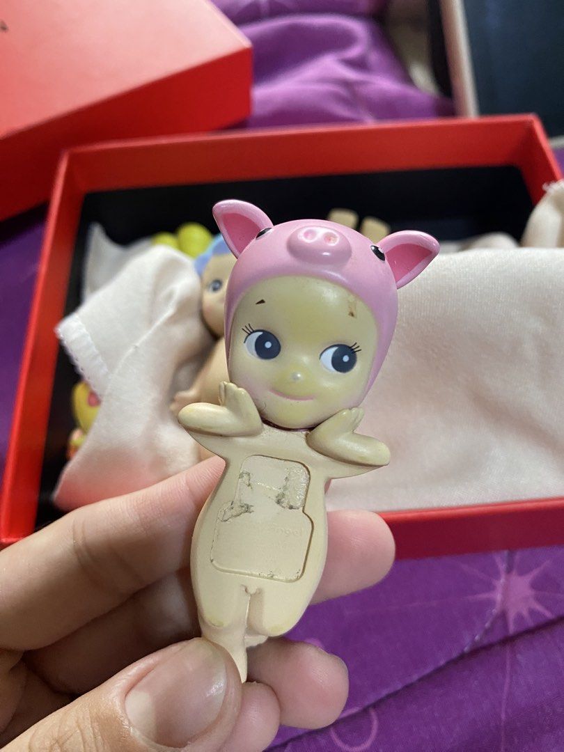 sonny angel pig hipper used (Category: Designer & Blind Box Toys) located in Ramos. Submitted by ciaciadeclutters (Listing ID 1441093854, Image 2). Description: - no bnf - x sensi, has sign of usage (see pics above, stain in some parts such as nose), yellowing sa face, no extra adhesive - negotiable! .