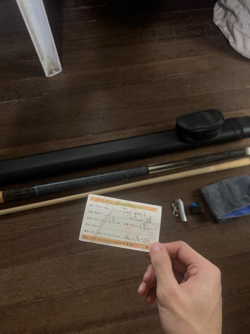 Taiwan Maple Wood Cue Stick (Category: Racket and Ball Sports) located in Manila. Submitted by wearuno (Listing ID 1458617037, Image 3). Description: Taiwan Maple Wood bought in HK with free Hard Case Chalk Cloth Tip Tapper.