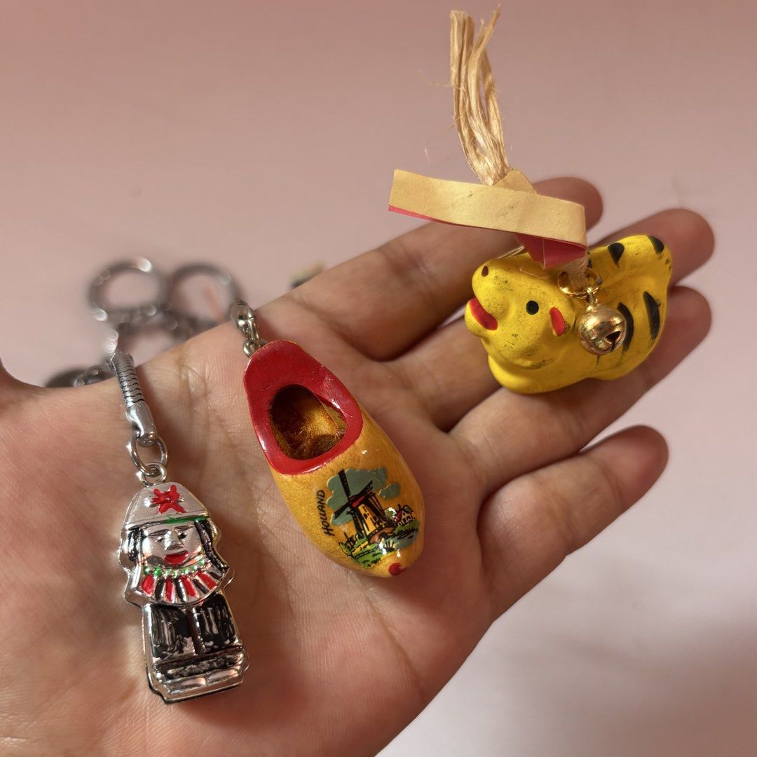 [TAKE ALL] Keychains (Category: Character Goods) located in Cavite. Submitted by nanangonlineshop (Listing ID 1458566455, Image 2). Description: 📌 Keychains 🏷️ P100 (take all) ✅ bundle set only ⚠️ POLICY: ❌ NO COD ✅ AS IS, WHERE IS ✅ FIRST PAY BASIS ✅ MINE NOW, PAY NOW ✅ 3-DAYS HOLD ONLY. UNPAID RESERVATIONS ARE VOIDED. 📍 Location: Cavite 👉 WE SHIP NATIONWIDE (LUZON, VISAYAS & MINDANAO) ✅ MOP: Bank Transfer (BPI) & GCash ✅ Shipping Courier: J
