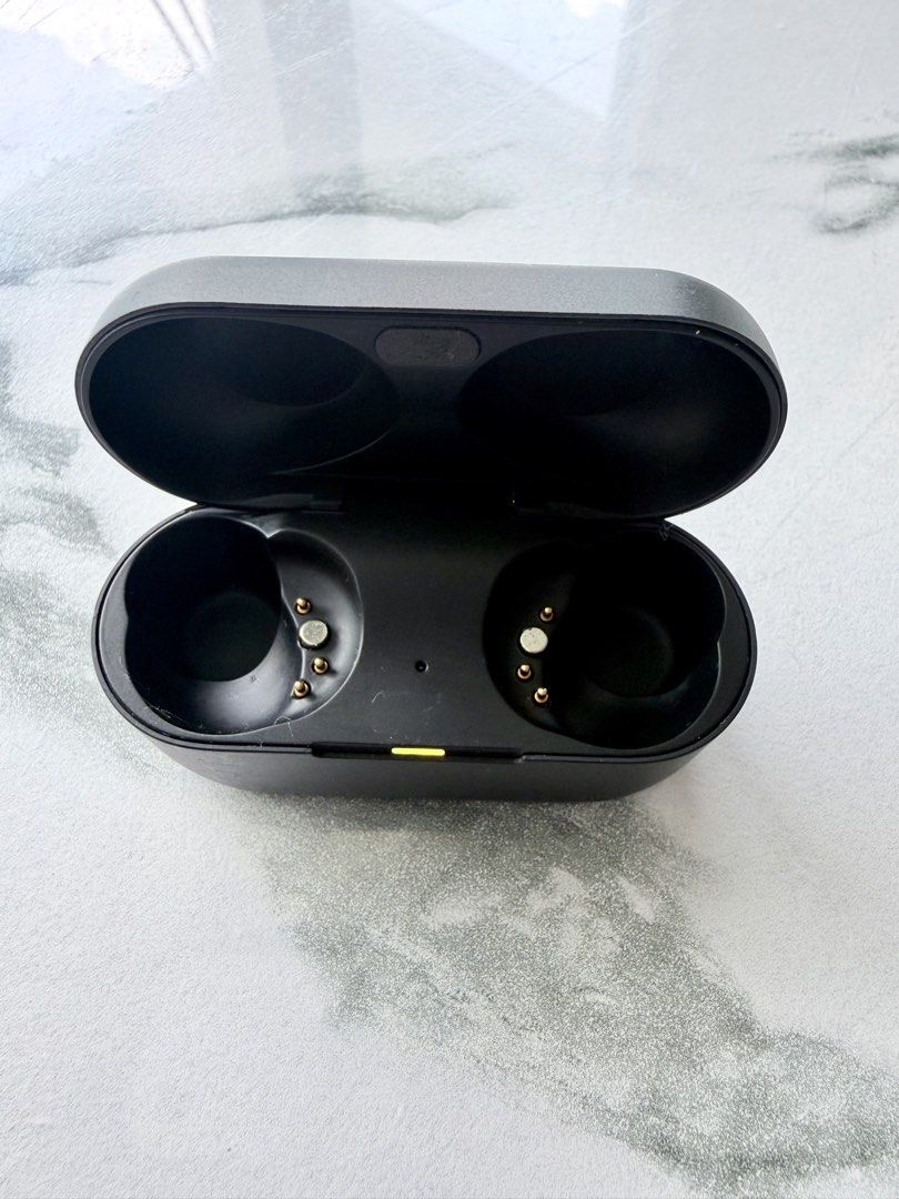 Technics EAH-AZ80 (Replacement Casing) (Category: Earphones) located in Kuala Lumpur. Submitted by julian_balogh (Listing ID 1458637928, Image 2). Description: Technics EAH-AZ80 (Replacement Casing) Only casing Tested and working good Also very good condition .