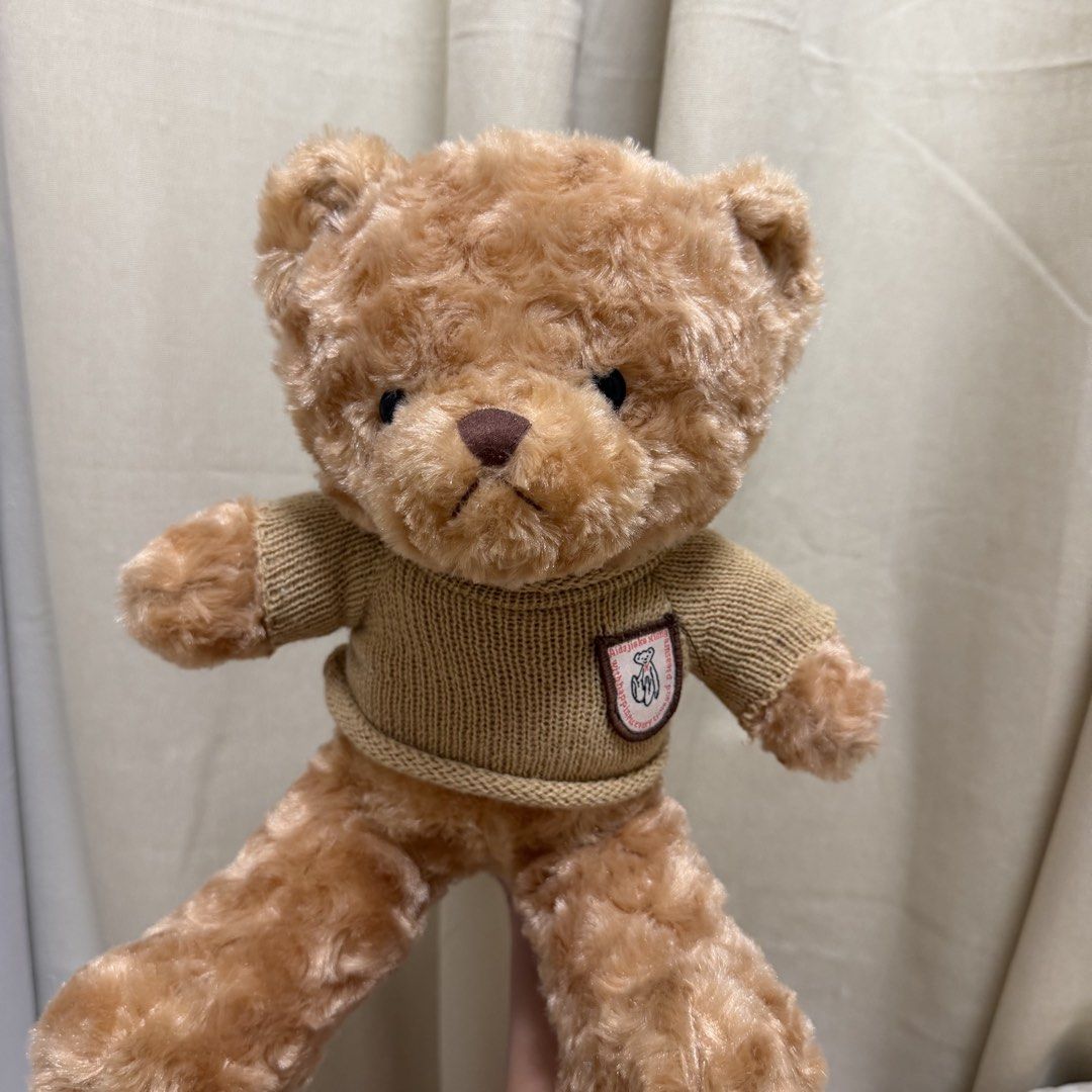 Teddy Bear Plush (Category: Plushies & Soft Toys) located in Cauayan City . Submitted by declutterphi1 (Listing ID 1458543160, Image 3). Description: 🌷 new; stored only; no issues 🌷 RFS: decluttering 🌷 MOP: GCash/Paymaya/BPI 🌷 MOD: J&T 📌 Settle your payment first. 📌 Shipping fee will be shouldered by the buyer. (70 if luzon, 95 if visayas/mindanao) 📌 Strictly no return, no exchange .