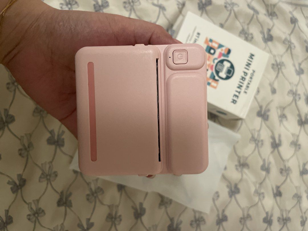 thermal printer (pink) (Category: Printers, Scanners & Copiers) located in Angono. Submitted by lucky.girly (Listing ID 1458677240, Image 2). Description: used only to test with paper roll slightly negotiable for questions don't hesitate to message me ⟡ .