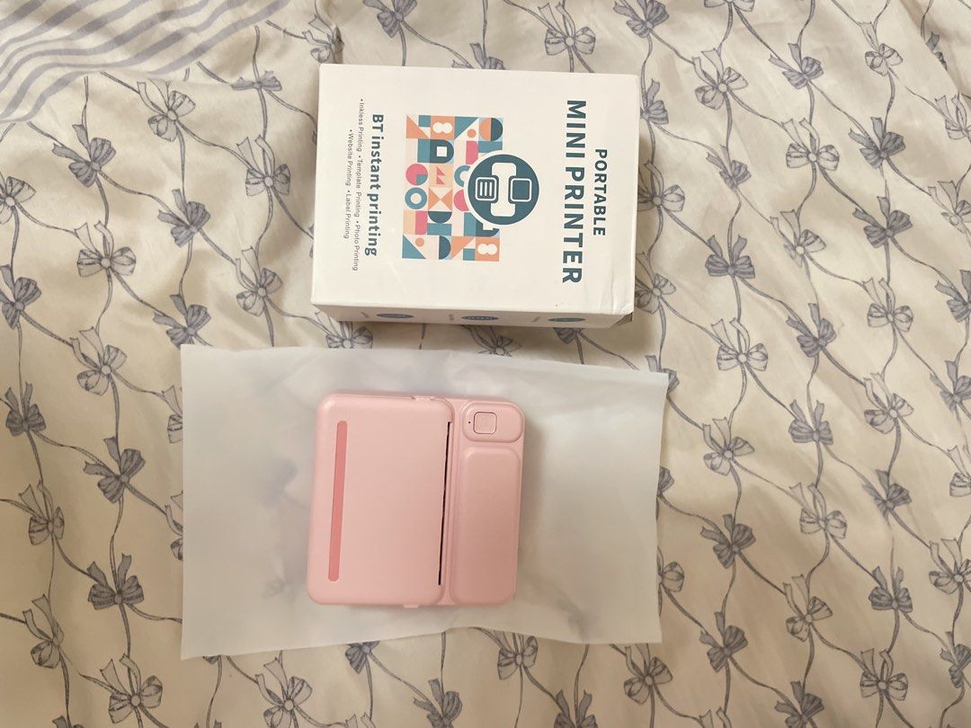 thermal printer (pink) (Category: Printers, Scanners & Copiers) located in Angono. Submitted by lucky.girly (Listing ID 1458677240, Image 1). Description: used only to test with paper roll slightly negotiable for questions don't hesitate to message me ⟡ .