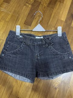 (Category: ) located in . Submitted by jiayunnn (Listing ID 1458584560, Image 1). Description: .