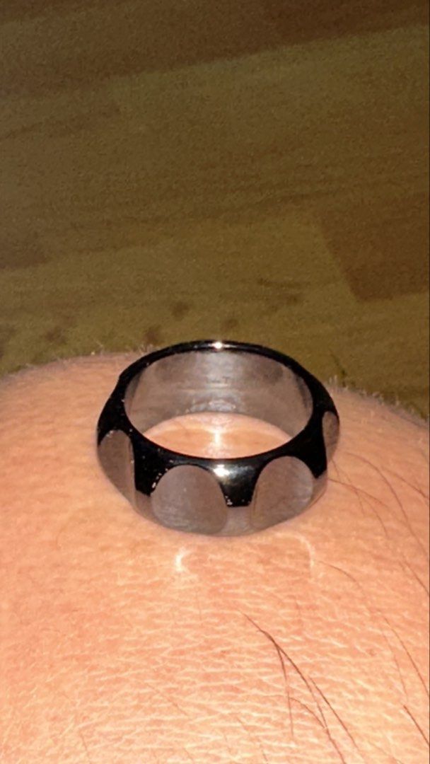 Tiffany & Co. — Paloma Picasso Collection Ring (Category: Rings) located in Bulacan. Submitted by denburdgul (Listing ID 1458677834, Image 2). Description: .