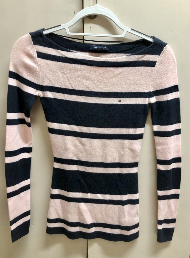 Tommy Hilfiger Sweater (Category: Longsleeves) located in Quezon City. Submitted by gchua888 (Listing ID 1458687465, Image 1). Description: Tommy Hilfiger Sweater Size: XXS RFS: Does not fit me Mode of payment: Gcash or BDO only No meetups. No bogus buyers and joy reservers. No cancellation of confirmed orders. No return, no exchange. .