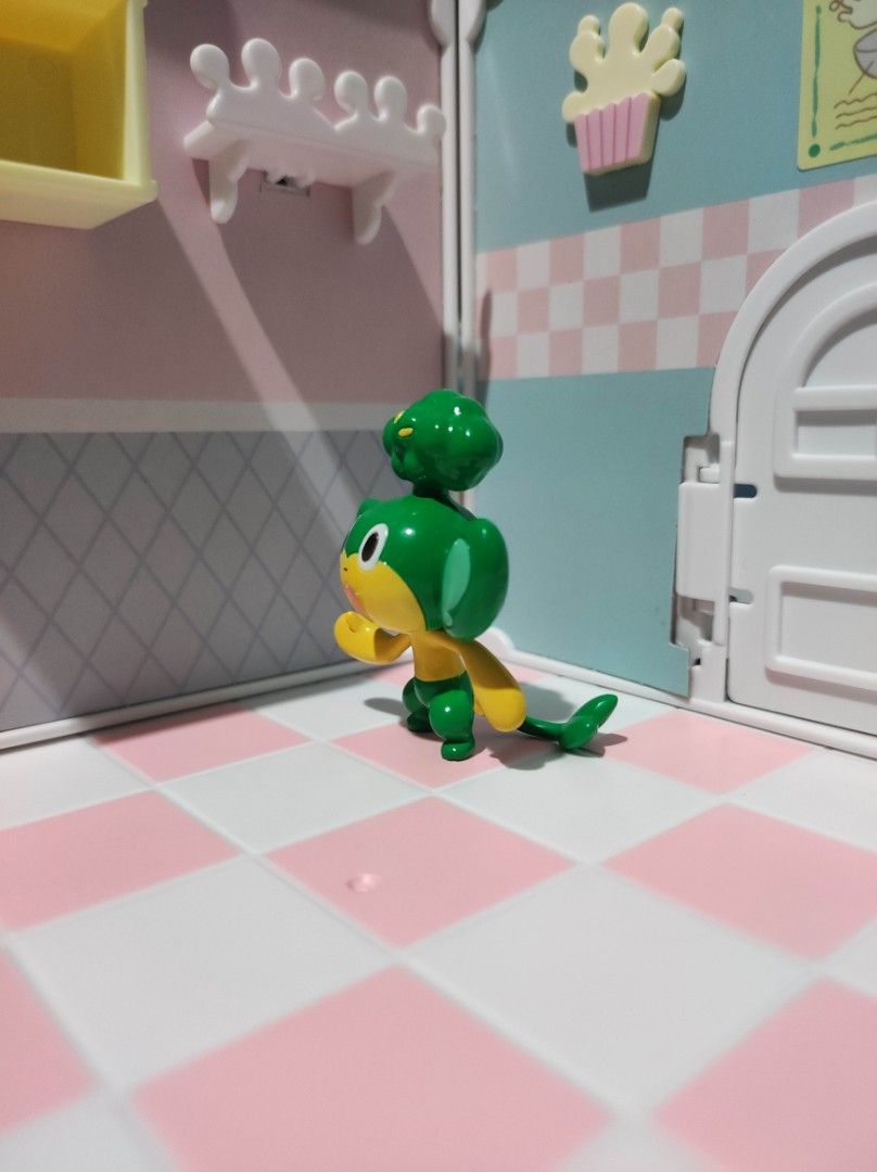 TOMY Pokemon Figure - Pansage (Category: Figurines & Statues) located in Taguig. Submitted by lilrootshop (Listing ID 1458615010, Image 2). Description: ***Crossposted*** Price: 350 AUTHENTIC Pass sa lowballers! First to pay basis. No COD. For item reservation, a down payment of 50% or 100 pesos (whichever is less) is required. Down payment is non-refundable. One month reservation only. Location: Taguig (near BGC) MOP: GCash / GoTyme / CIMB.