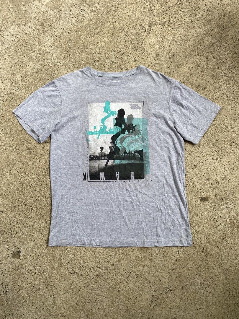 Tony Hawk Tee (Category: Tshirts & Polo Shirts ) located in Bayombong. Submitted by fliptique (Listing ID 1458597179, Image 2). Description: Tony Hawk Tee Excellent Condition Size : Large Dimes : 20.5” 27” Shoulder To Shoulder : 19” Sleeve Length : 8” Hem : 21” Color Rate : 10 Issue : ❌❌❌ 650 + sf Nueva Vizcaya Loc Hit a message if interested .