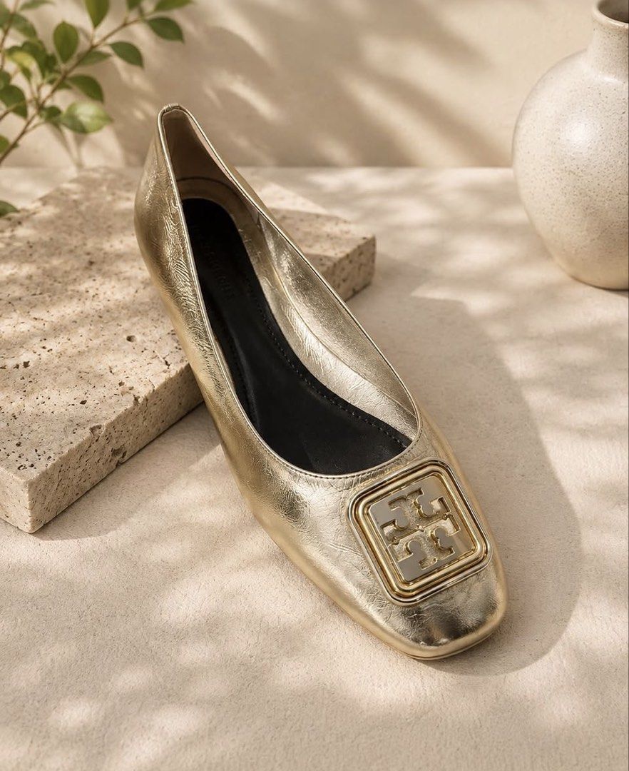 Tory Burch Charlie Flats (Category: Flats & Sandals) located in Manila. Submitted by stopshop26 (Listing ID 1458503552, Image 1). Description: Tory Burch Charlie Flats Avail sizes: 6 7 7.5 Brand new and original Onhand and ready to ship No box.