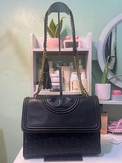 (Category: ) located in . Submitted by thriftniyuno (Listing ID 1458661392, Image 1). Description: .