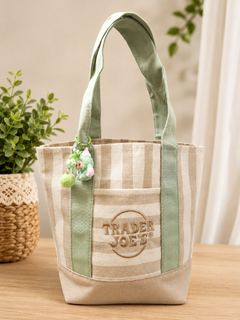 (Category: ) located in . Submitted by closetavenue (Listing ID 1458558435, Image 1). Description: .