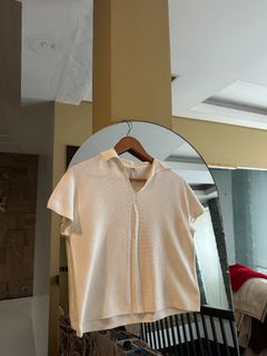 (Category: ) located in . Submitted by hersheys_closet (Listing ID 1458550502, Image 1). Description: .