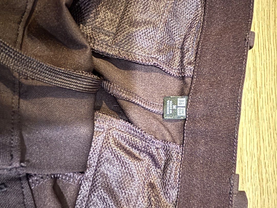 Uniqlo Pants Size M Dark Violet (Category: Other Bottoms) located in Mandaluyong City. Submitted by carol_0368 (Listing ID 1458518913, Image 2). Description: - Uniqlo Pants - Color: Dark Violet - Size: Medium (M) - Fit: Comfortable - Style: Perfect for casual or smart casual looks - Versatility: Easily pairs with various tops - Reason for Selling: Seldom worn.