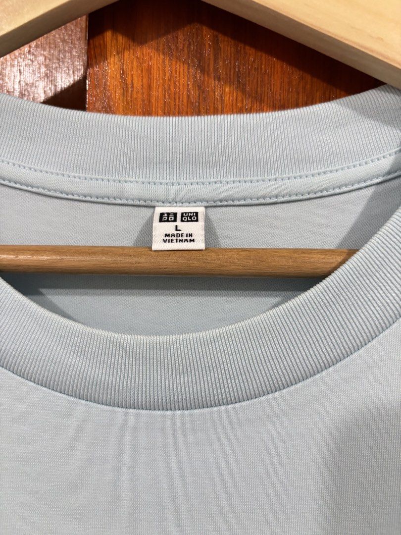 Uniqlo tshirt dress (Category: Dresses) located in Taytay. Submitted by oreomatcha (Listing ID 1458617267, Image 2). Description: Tshirt dress good for pregnant women with pockets Be sure with your offer so u don’t waste my time.