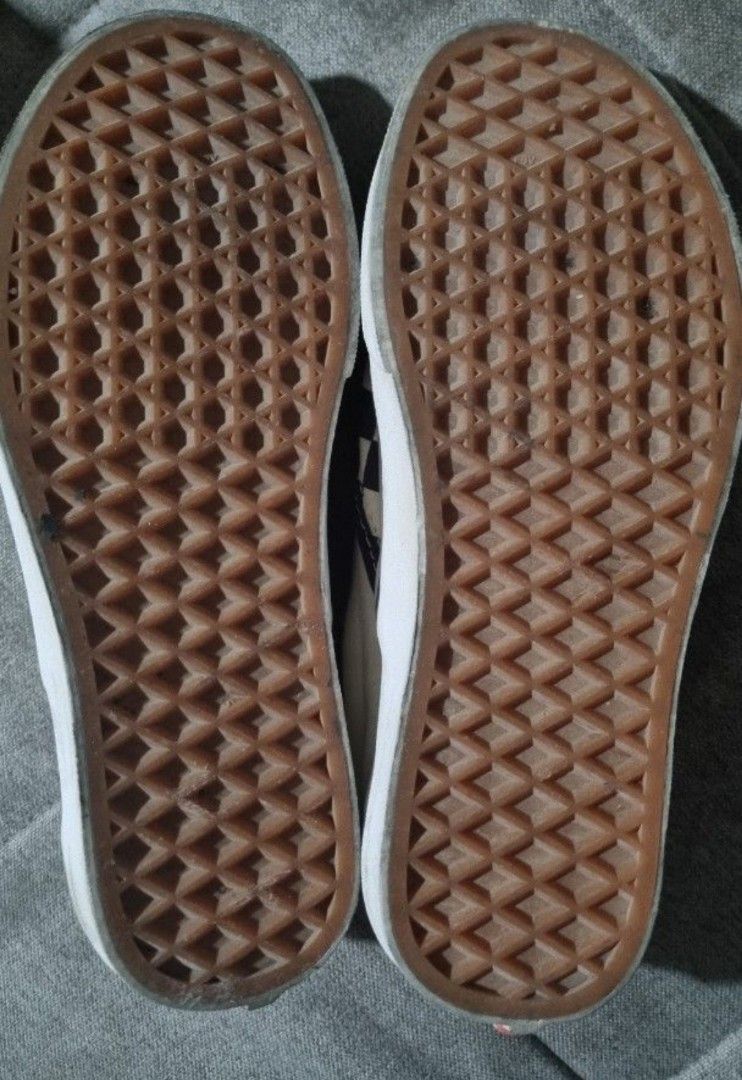 Vans Checkerboard Slip-On Shoes (Category: Sneakers) located in Quezon City. Submitted by kcobs (Listing ID 1458625872, Image 2). Description: - Classic Vans checkerboard slip-on shoes - Size: US Women's 5.5 - Signature waffle pattern soles - Perfect for everyday wear - Minor signs of use on insoles and soles - still in good condition .