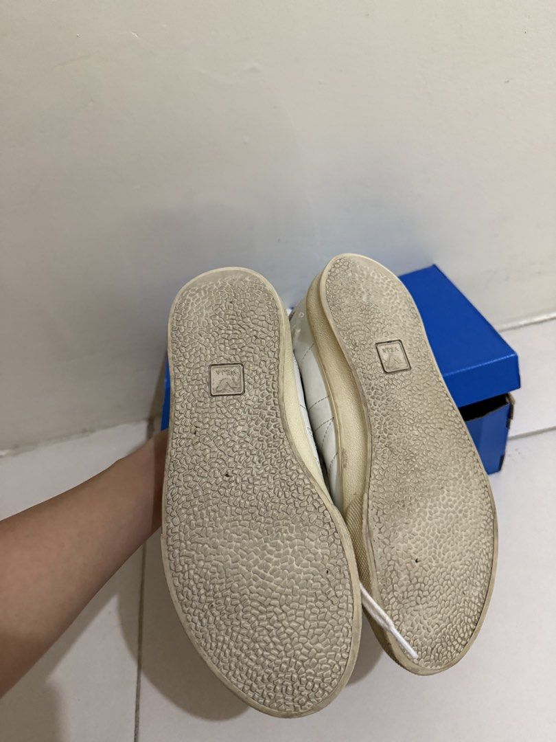 Veja White Leather Sneakers (Category: Sneakers) located in Manila. Submitted by mslxs (Listing ID 1458605400, Image 2). Description: - White leather Veja sneakers - Classic low-top style - White laces - VEJA logo on the back heel - Ideal for casual wear -No box (Left in the province) -Seldom used. Stored already.